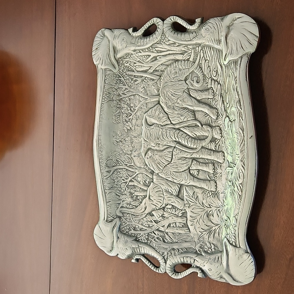 Arthur Court endangered kingdom serving platter.  Good vintage condition.